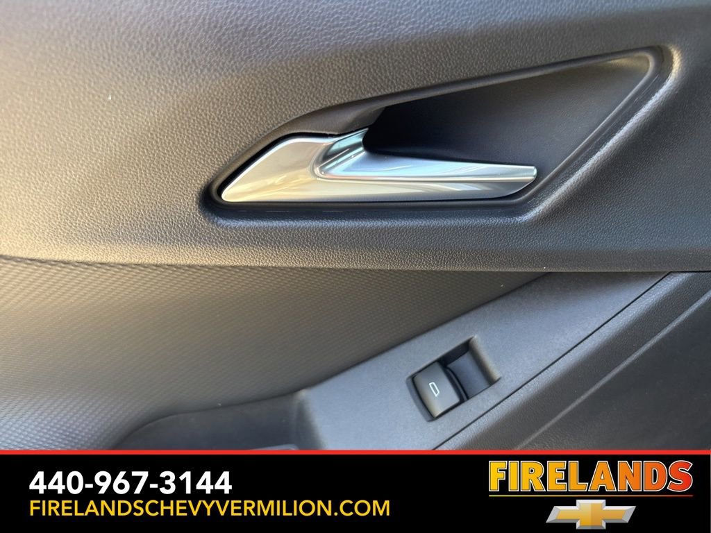 New 2026 Chevrolet Equinox LT w/ Convenience Package II FWD image 41