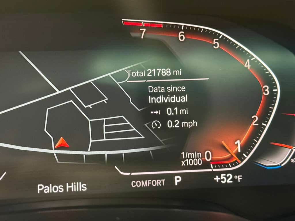 Used 2023 BMW X6 xDrive40i w/ M Sport Package image 16