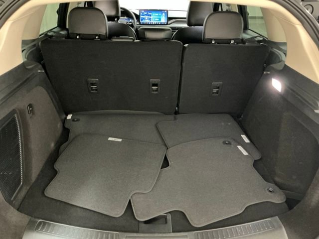 Used 2024 Lincoln Corsair Reserve w/ Jet Appearance Package image 15