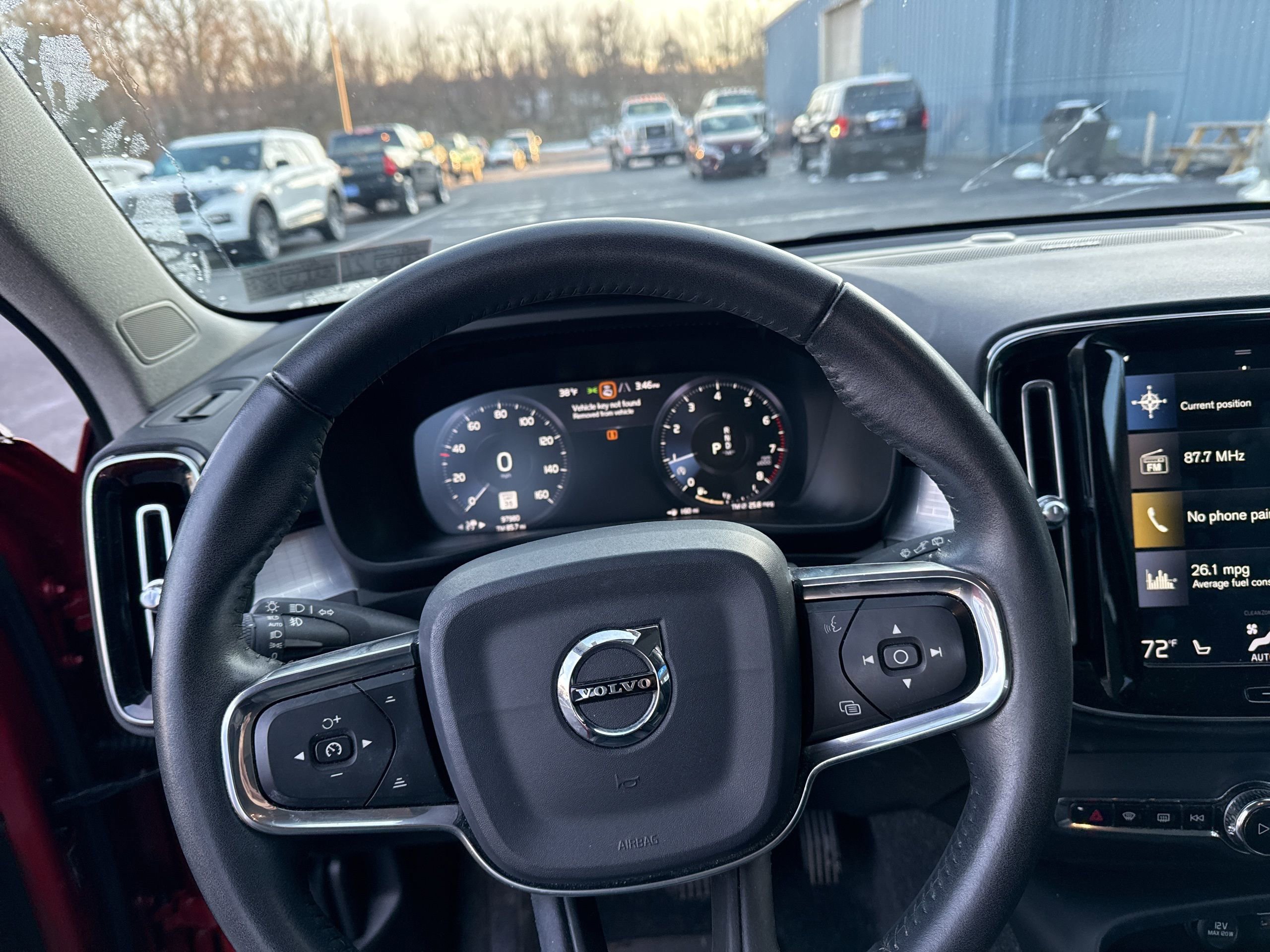 Used 2019 Volvo XC40 T5 Momentum image 13