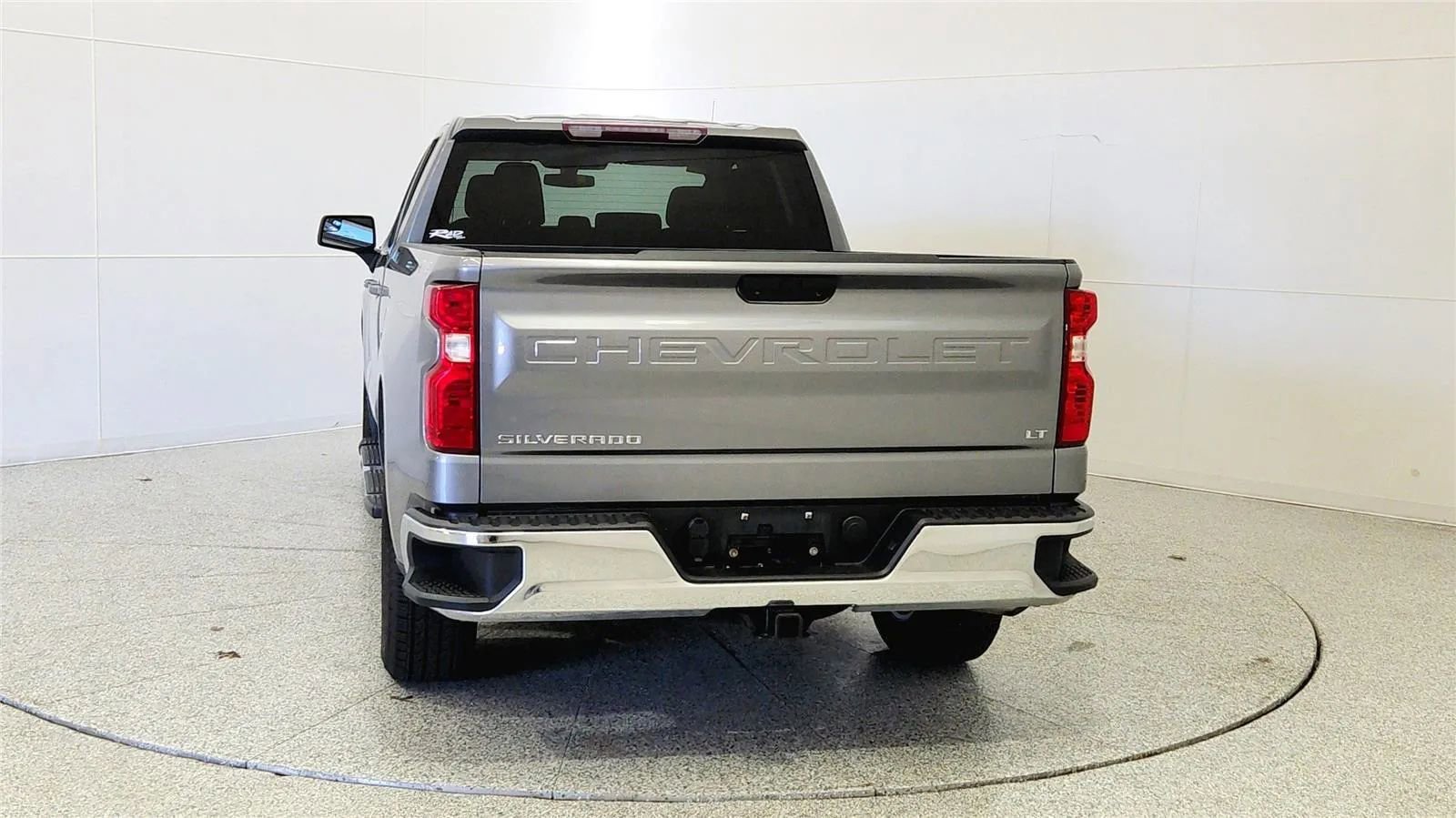 Used 2021 Chevrolet Silverado 1500 LT AWD/4WD image 6