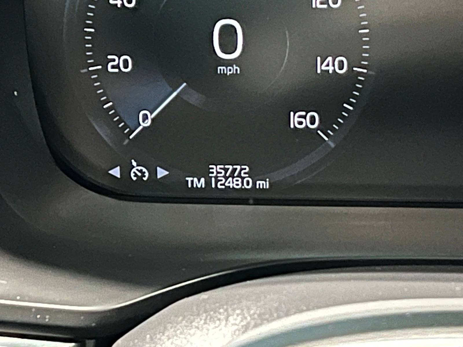 Used 2021 Volvo XC60 T6 Momentum w/ Premium Package AWD/4WD image 33