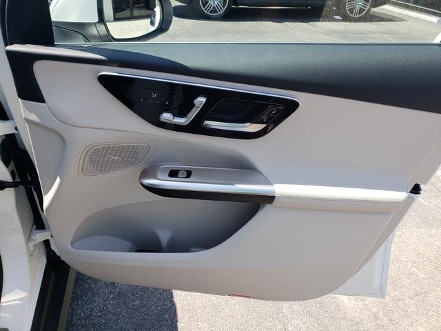 New 2025 Mercedes-Benz GLC 350e 4MATIC image 17