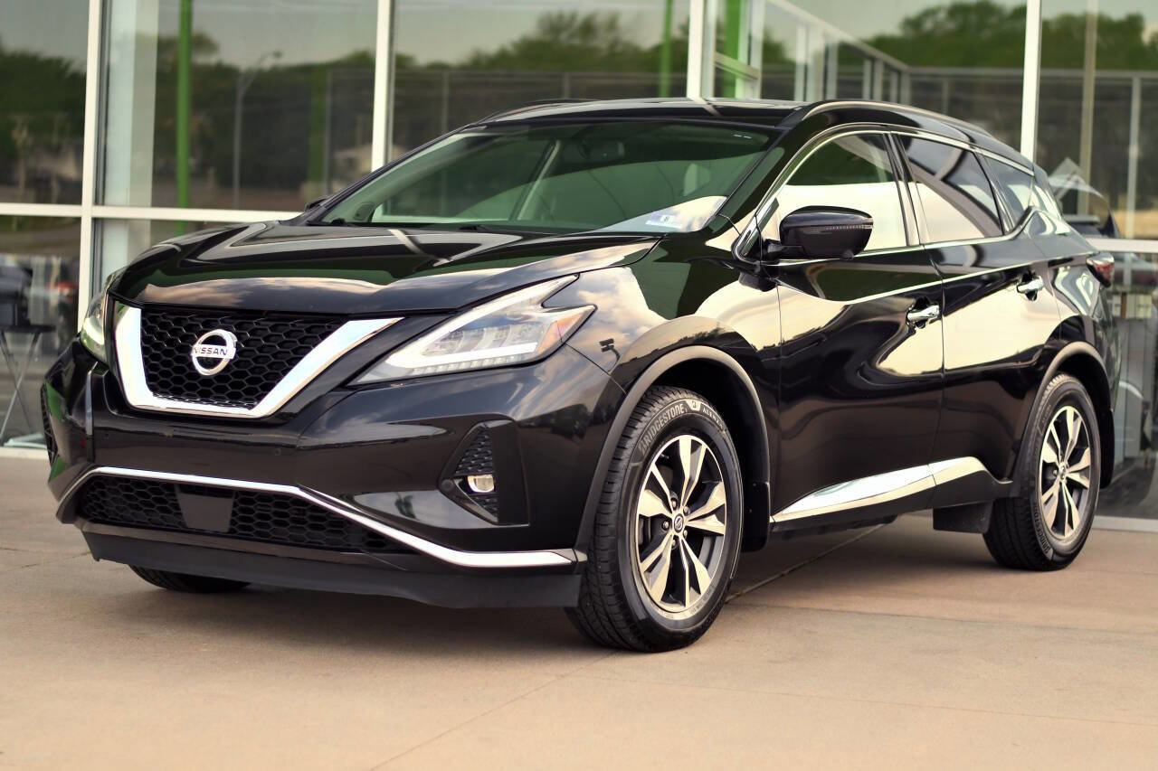 Used 2019 Nissan Murano SV w/ Premium Package image 3