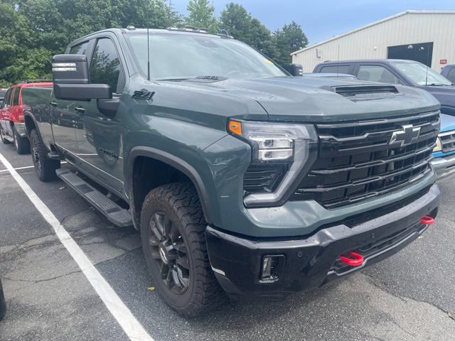Used 2026 Chevrolet Silverado 2500 LT w/ Trail Boss Package AWD/4WD image 3