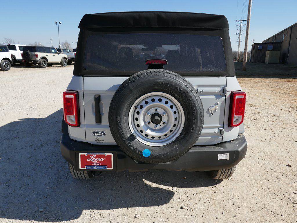 New 2026 Ford Bronco 4-Door image 5