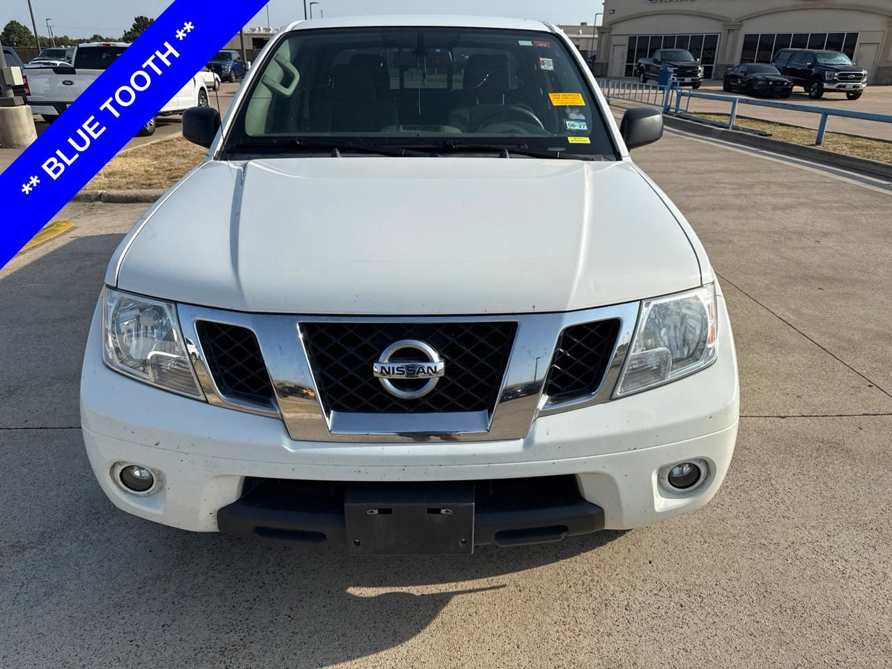 Used 2019 Nissan Frontier SV w/ Value Truck Package RWD image 2