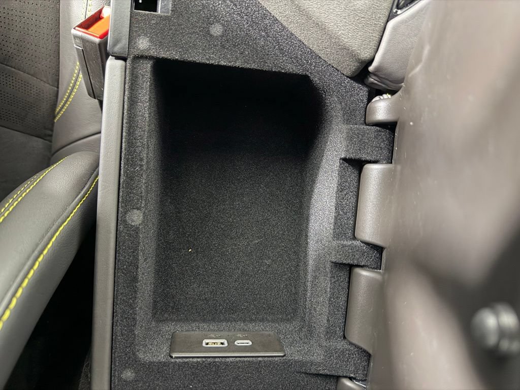 Used 2024 Chevrolet Corvette Z06 w/ Stealth Interior Trim Package RWD image 33