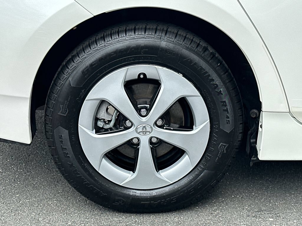 Used 2012 Toyota Prius Three FWD image 7