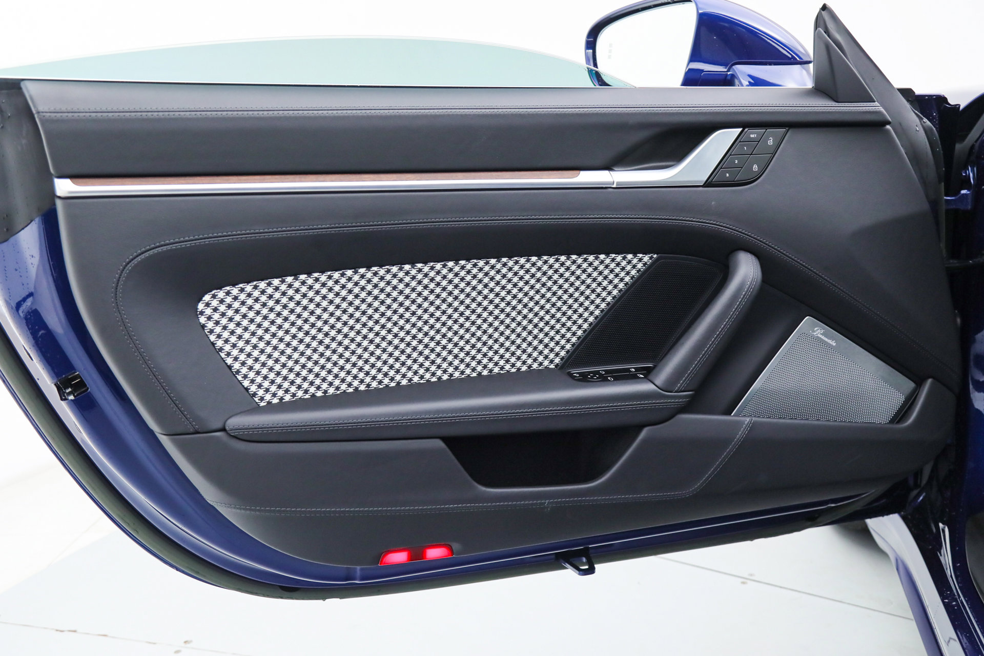 Used 2023 Porsche 911 Sport Classic image 24