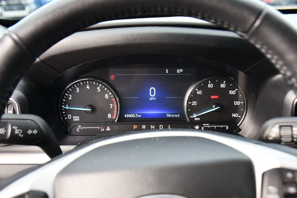 Used 2023 Ford Explorer XLT w/ Equipment Group 202A AWD/4WD image 26