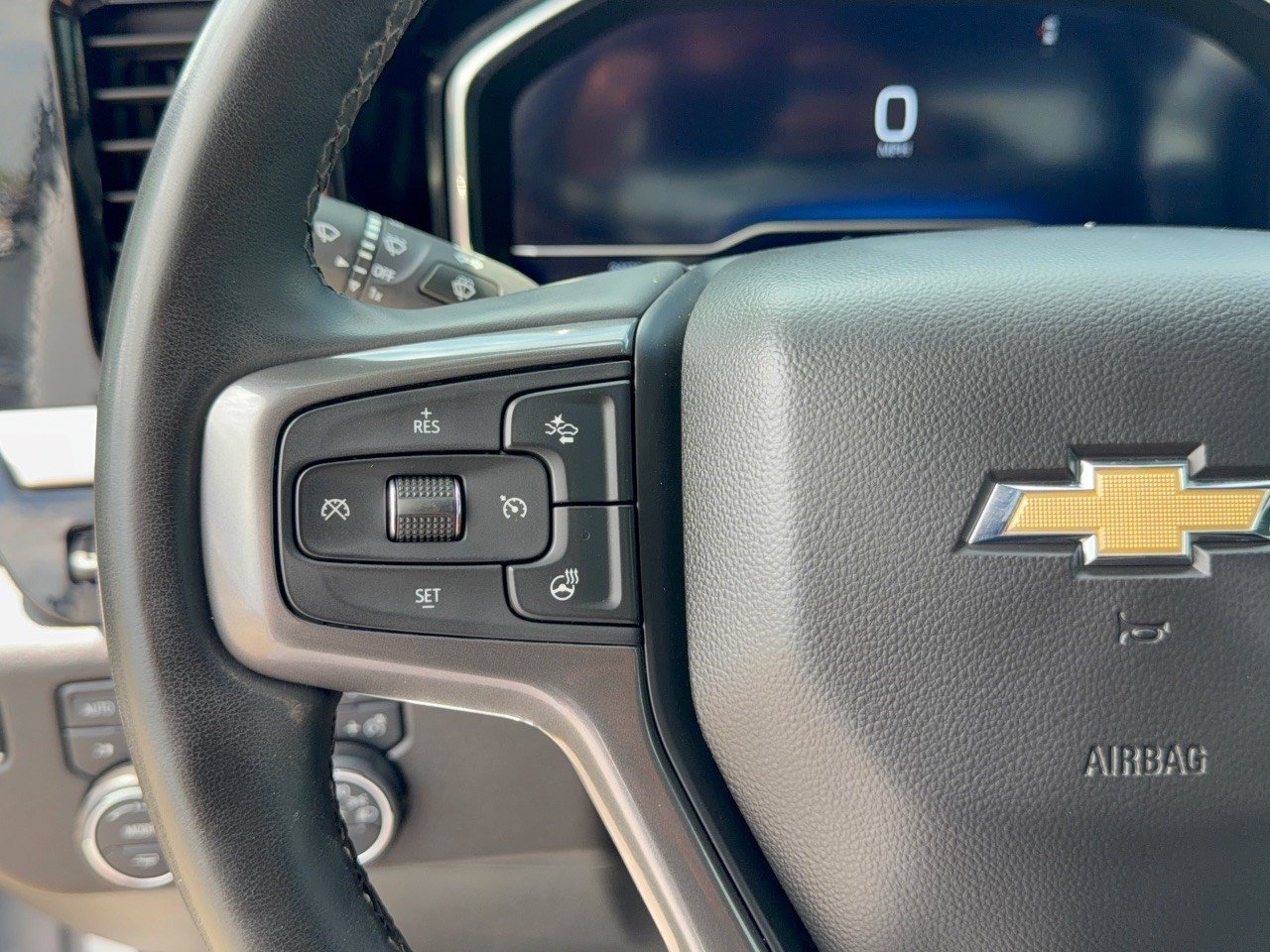 Used 2025 Chevrolet Silverado 3500 High Country w/ High Country Premium Package AWD/4WD image 18