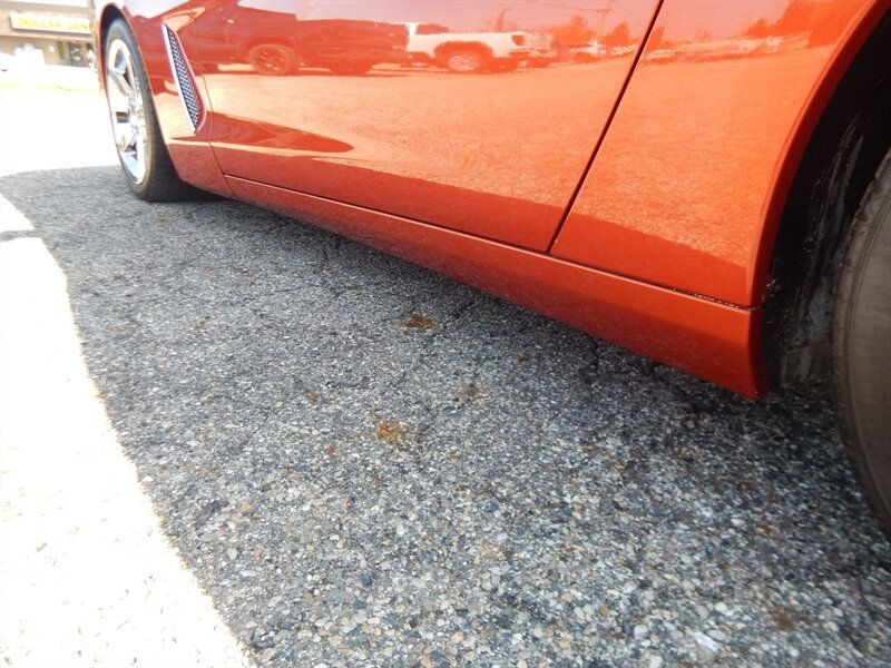 Used 2005 Chevrolet Corvette Convertible w/ Preferred Equipment Group image 12