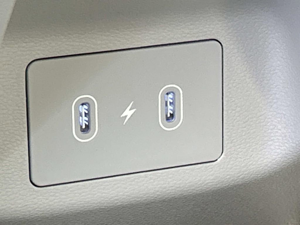 New 2026 Hyundai Tucson Limited image 23