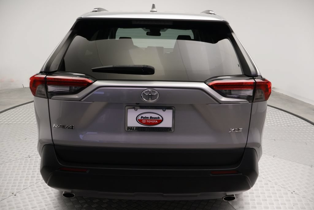 Certified 2023 Toyota RAV4 XLE FWD image 10