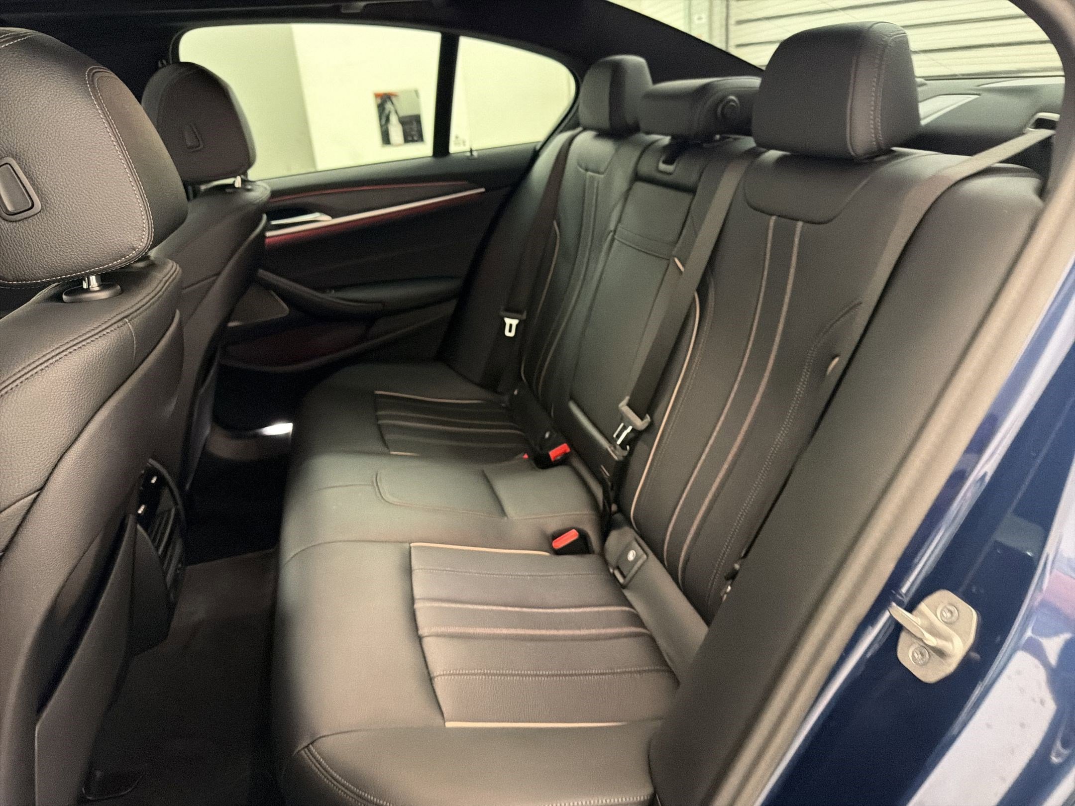 Certified 2023 BMW 540i xDrive w/ M Sport Package image 15