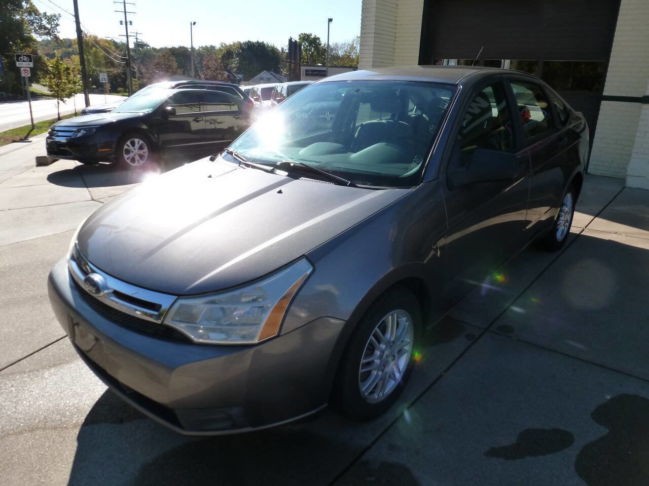 Used 2009 Ford Focus SE image 4