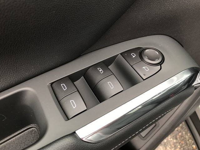 Certified 2026 Chevrolet Traverse LT AWD/4WD image 19
