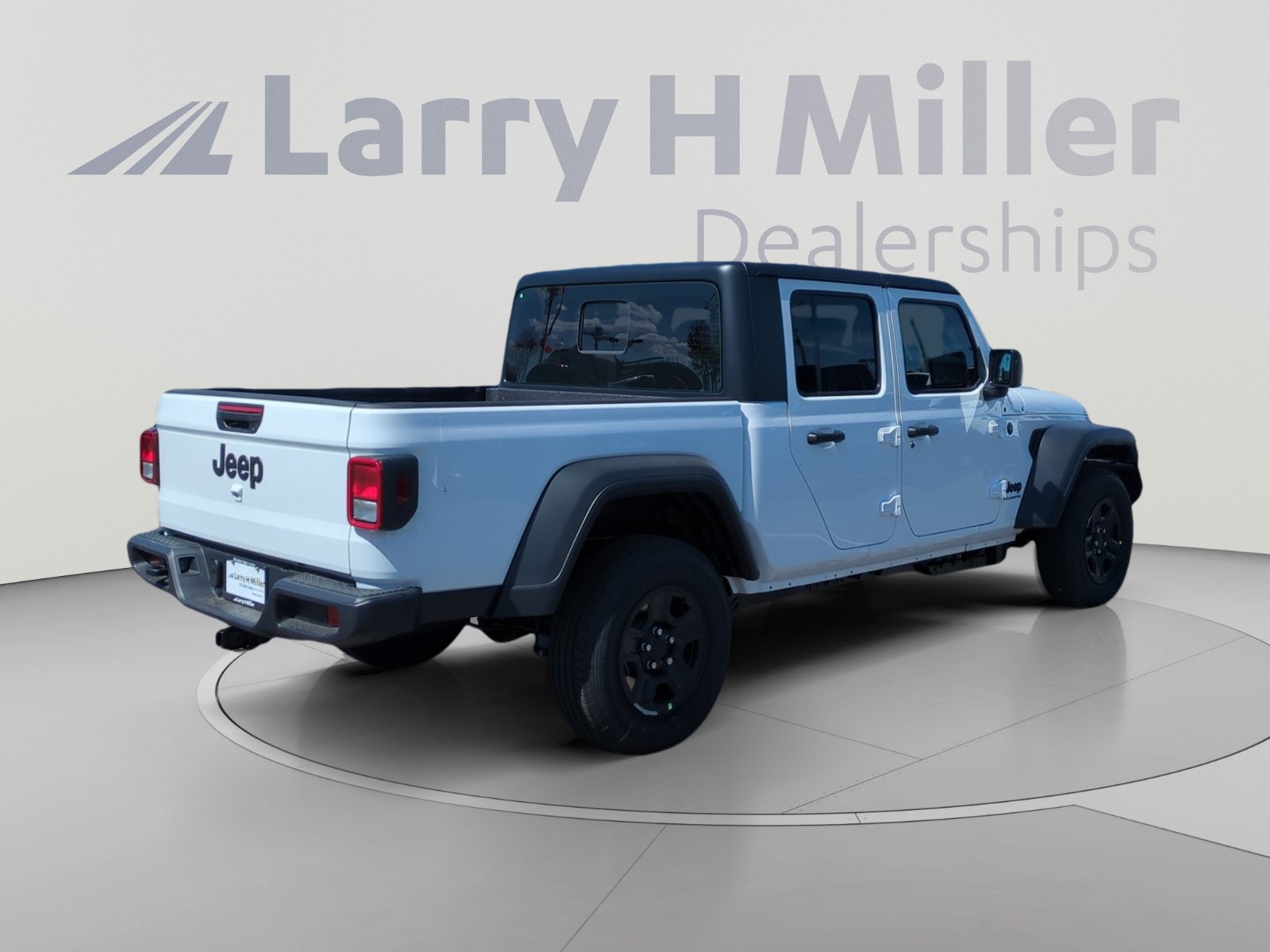 New 2026 Jeep Gladiator Sport AWD/4WD image 5