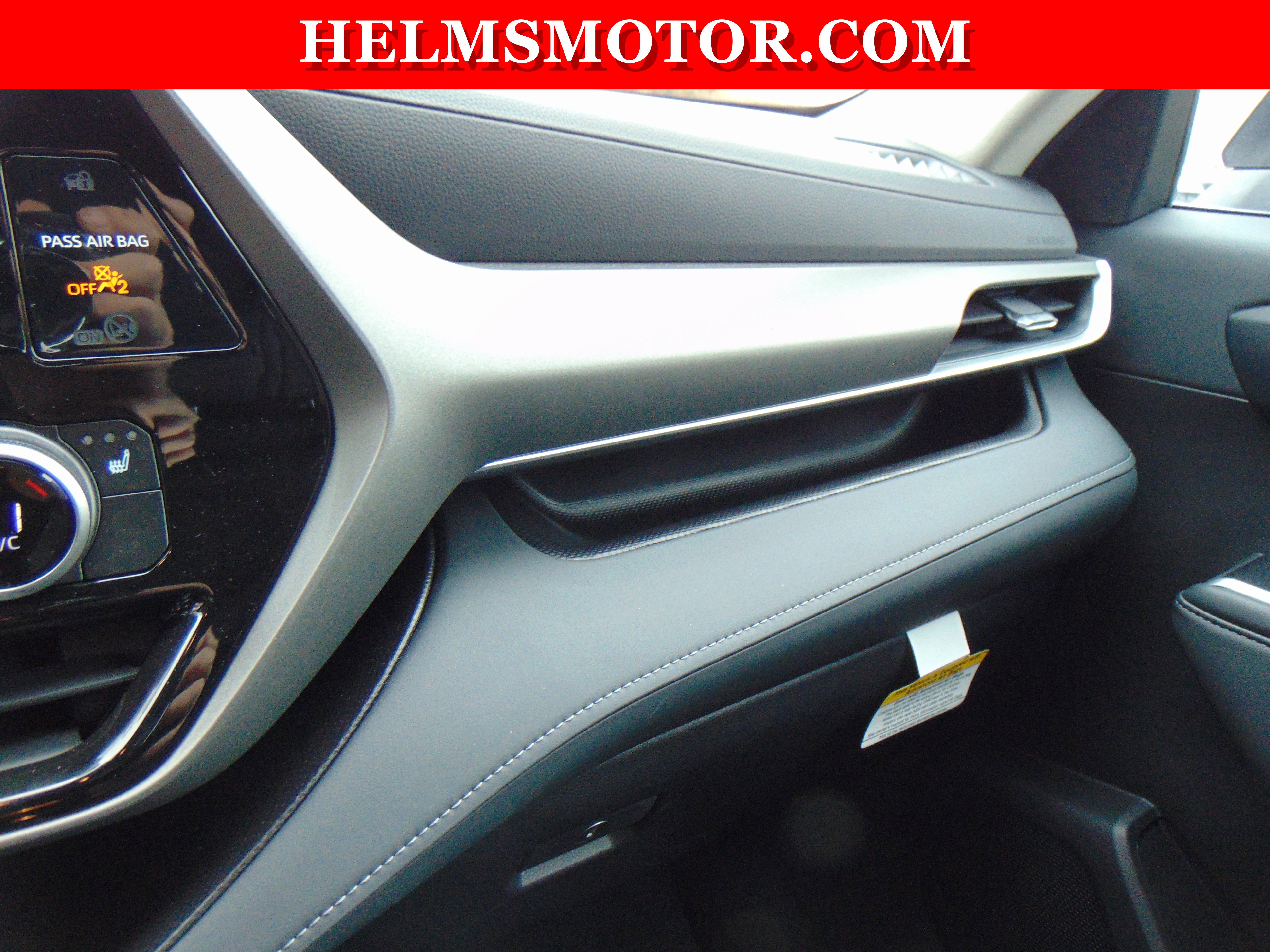 Used 2025 Toyota Highlander XLE image 22