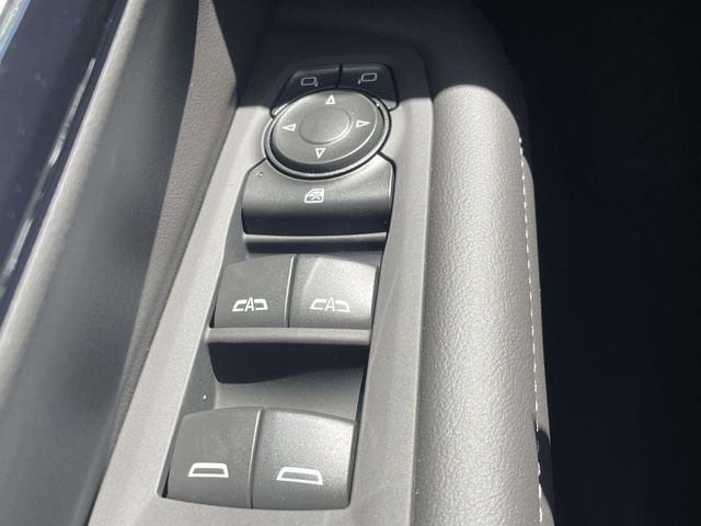New 2026 Chevrolet Suburban LS RWD image 19