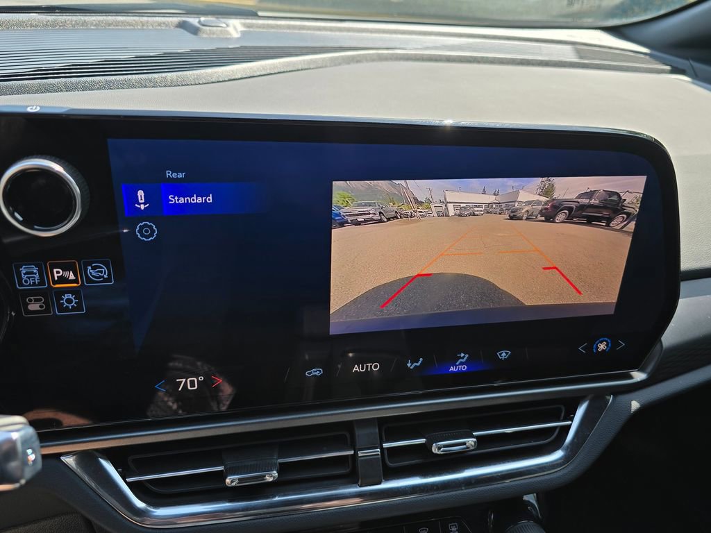 Used 2025 Chevrolet Equinox EV LT FWD image 29