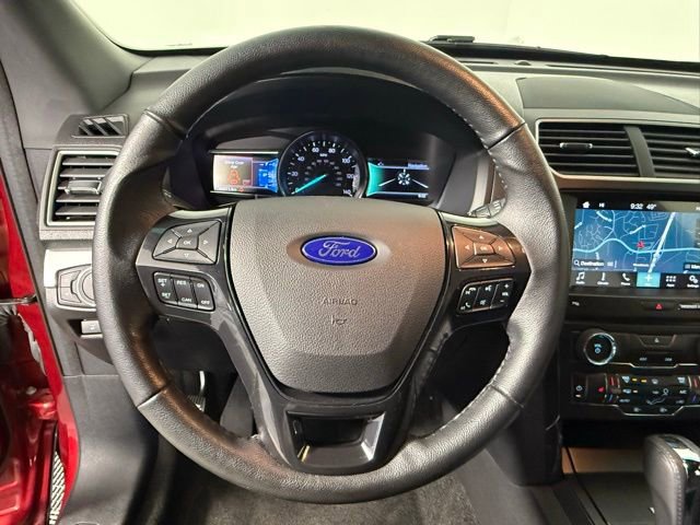 Used 2017 Ford Explorer XLT w/ Equipment Group 202A image 17