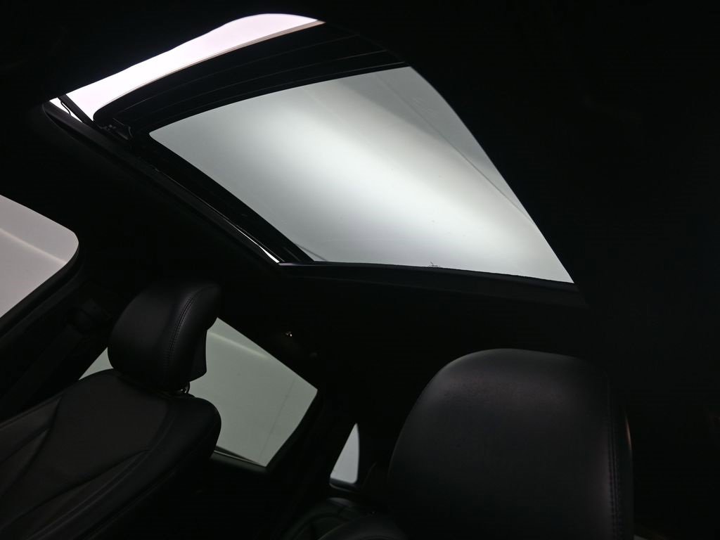 Used 2018 Lincoln MKX Reserve image 27