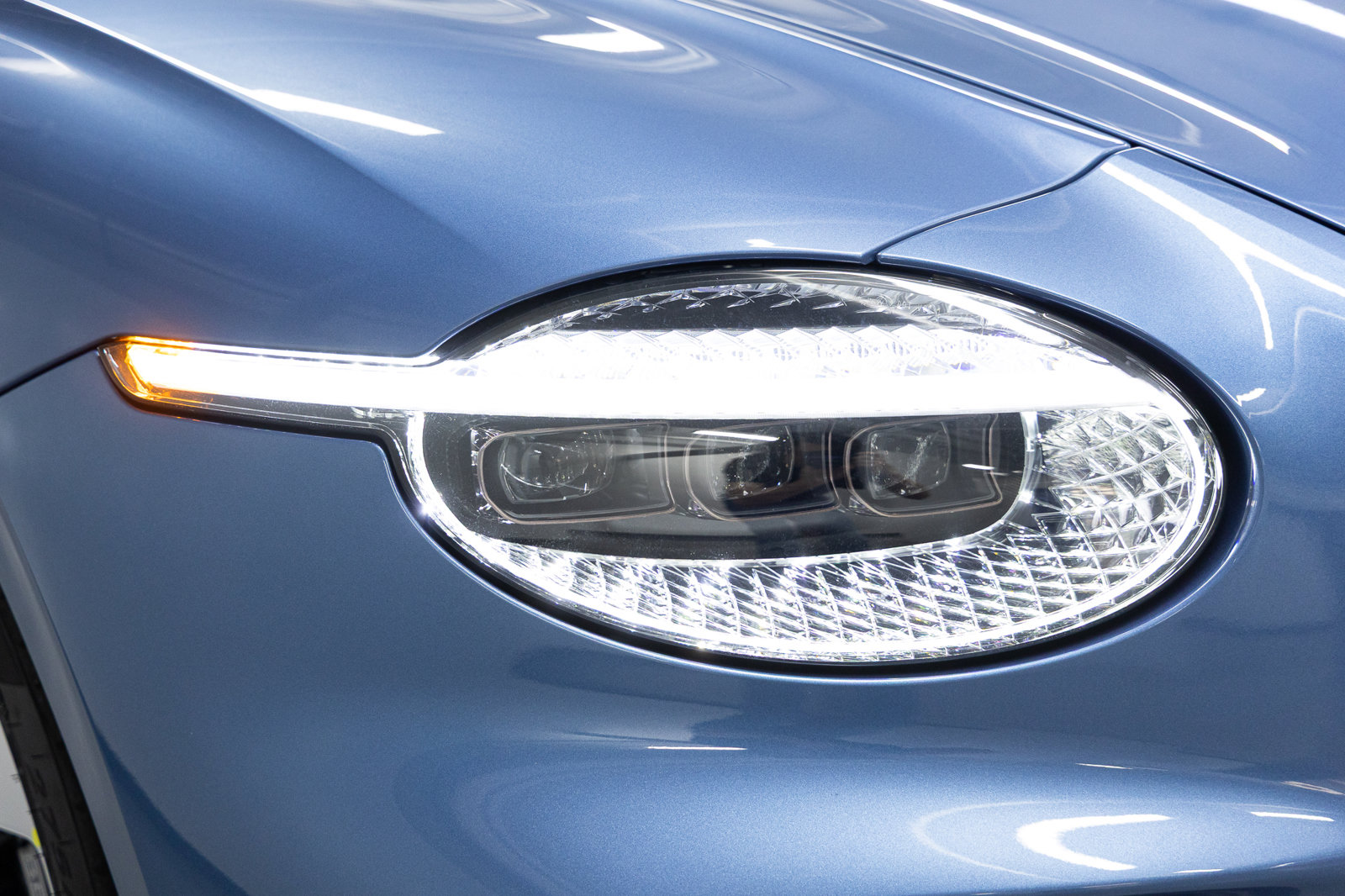 New 2026 Bentley Continental GT Azure AWD/4WD image 17