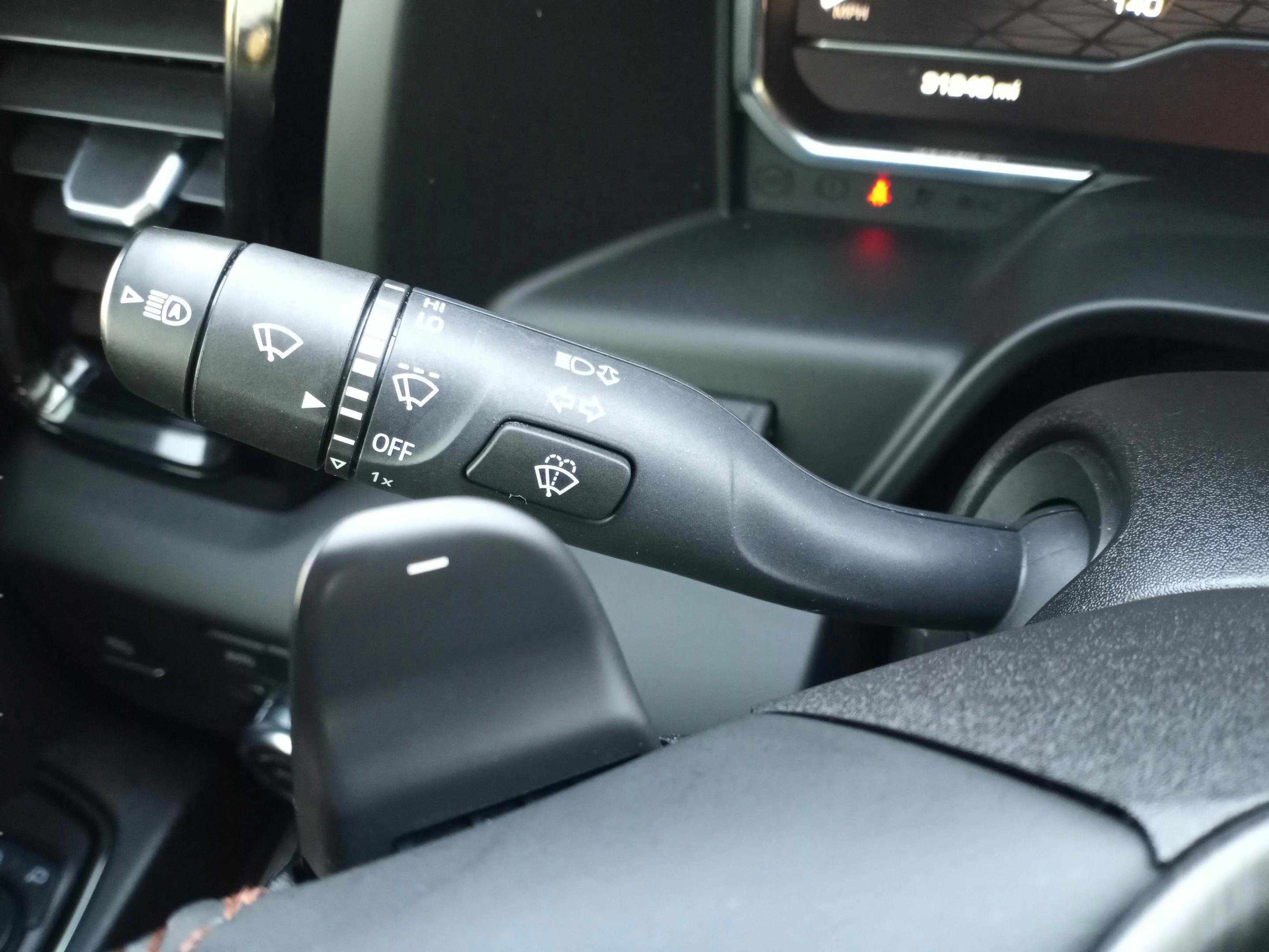 Used 2024 GMC Sierra 1500 AT4 w/ Technology Package image 16