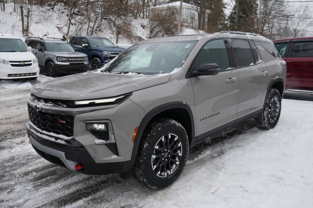 New 2026 Chevrolet Traverse Z71 w/ Enhanced Driving Package image 4