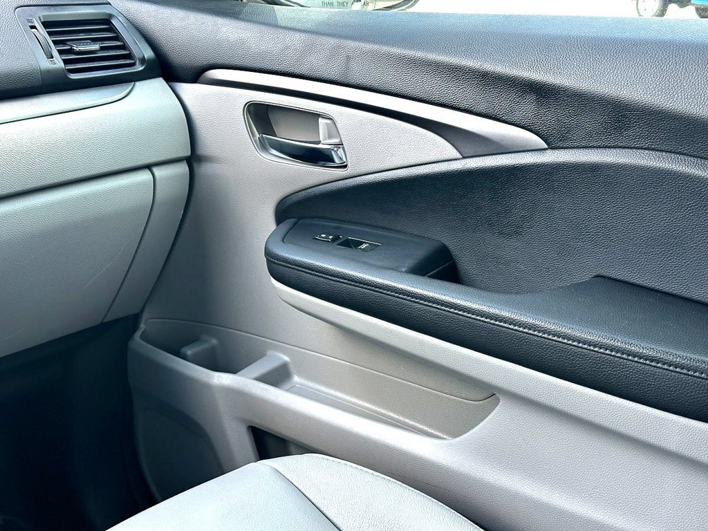 Used 2022 Honda Pilot Special Edition image 25