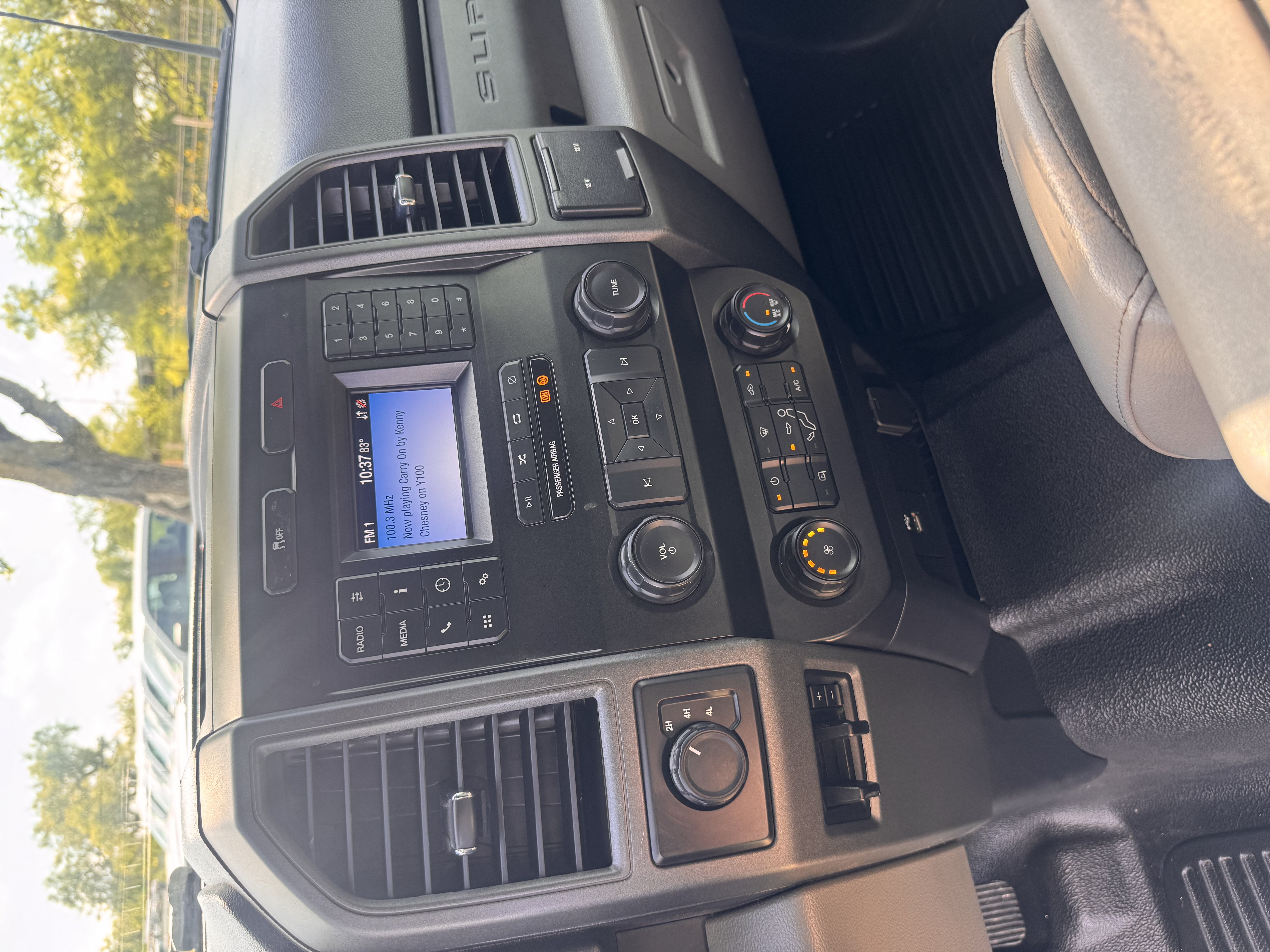 Used 2021 Ford F250 XL w/ STX Appearance Package AWD/4WD image 11