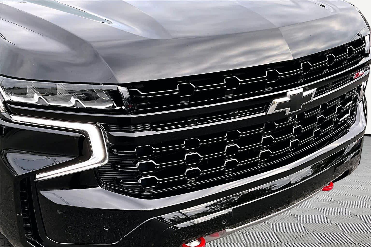 Used 2023 Chevrolet Tahoe Z71 w/ Luxury Package AWD/4WD image 59