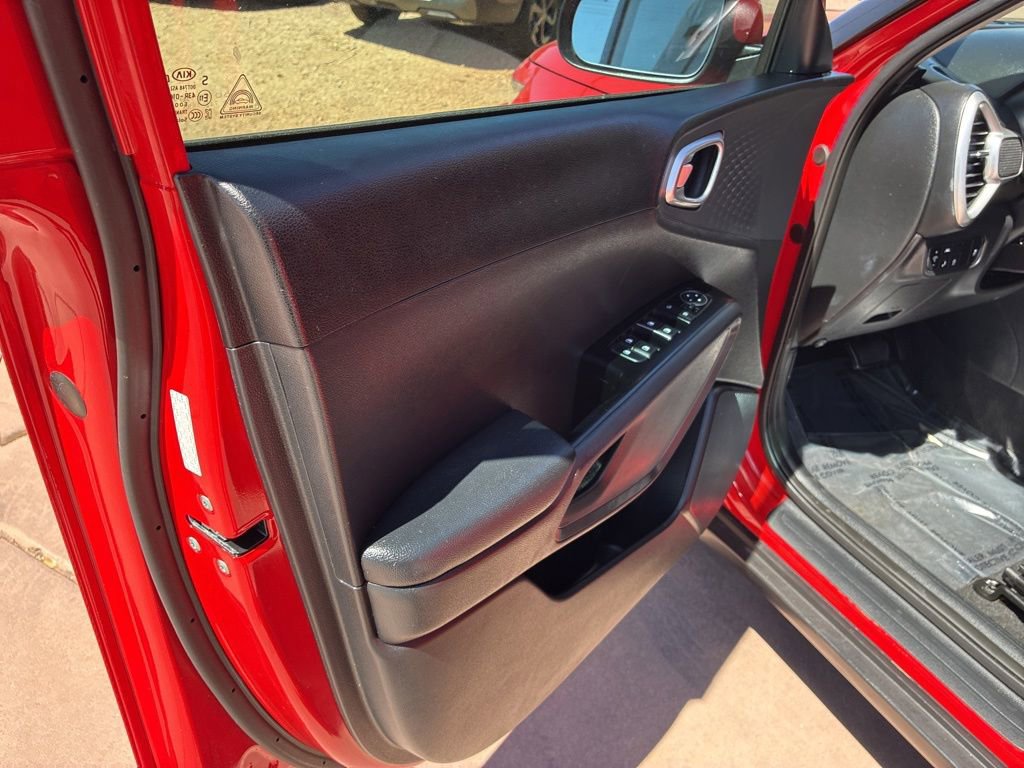 Used 2021 Kia Soul S FWD image 20