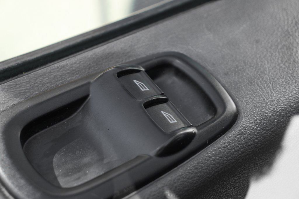 Used 2020 Ford Transit 150 XL image 13