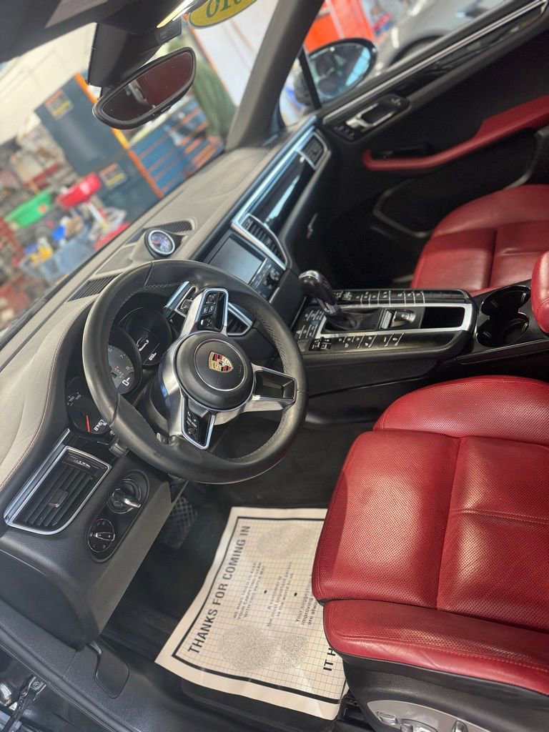 Used 2016 Porsche Macan S image 44