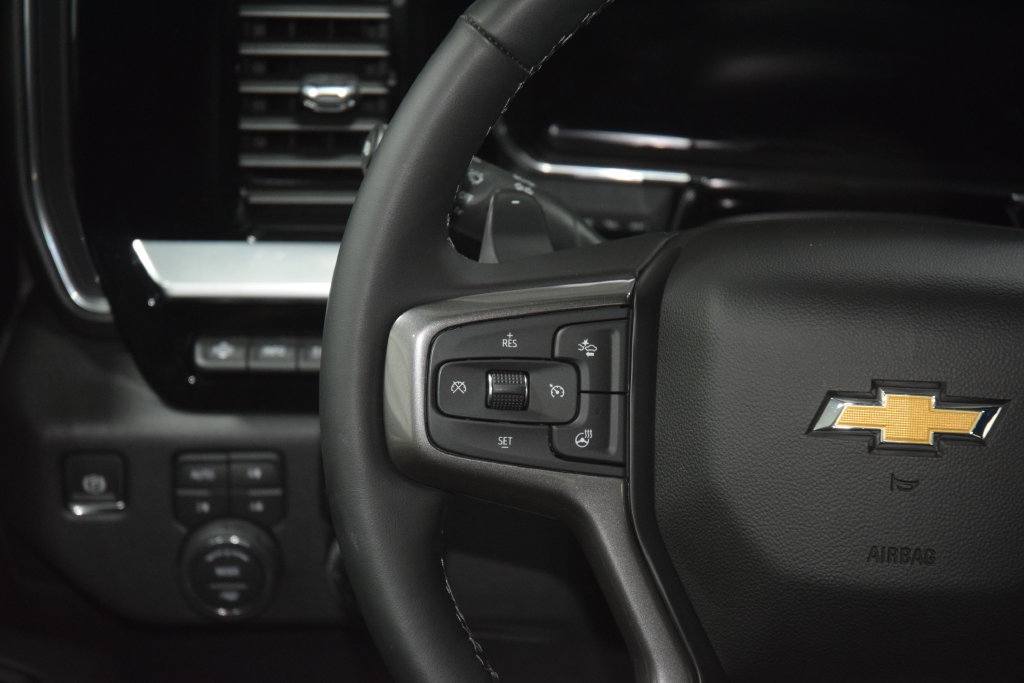 Used 2026 Chevrolet Silverado 1500 High Country w/ High Country Premium Package AWD/4WD image 38