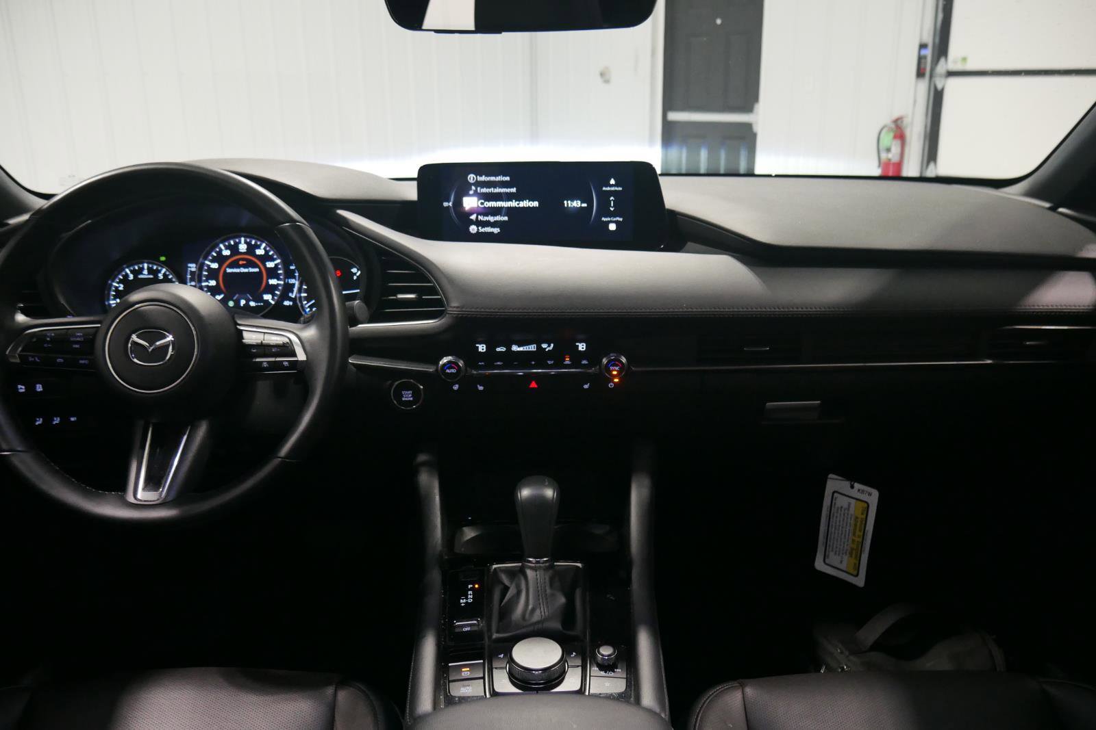 Certified 2025 MAZDA MAZDA3 Hatchback w/Premium Plus Pkg image 19