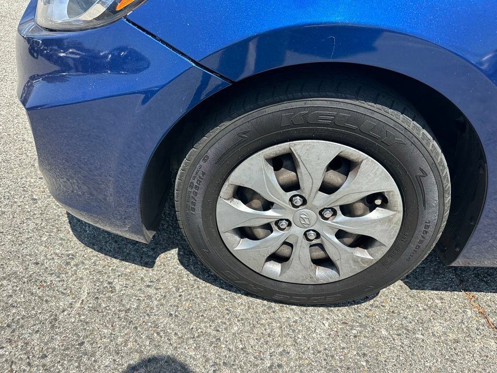 Used 2017 Hyundai Accent SE FWD image 6