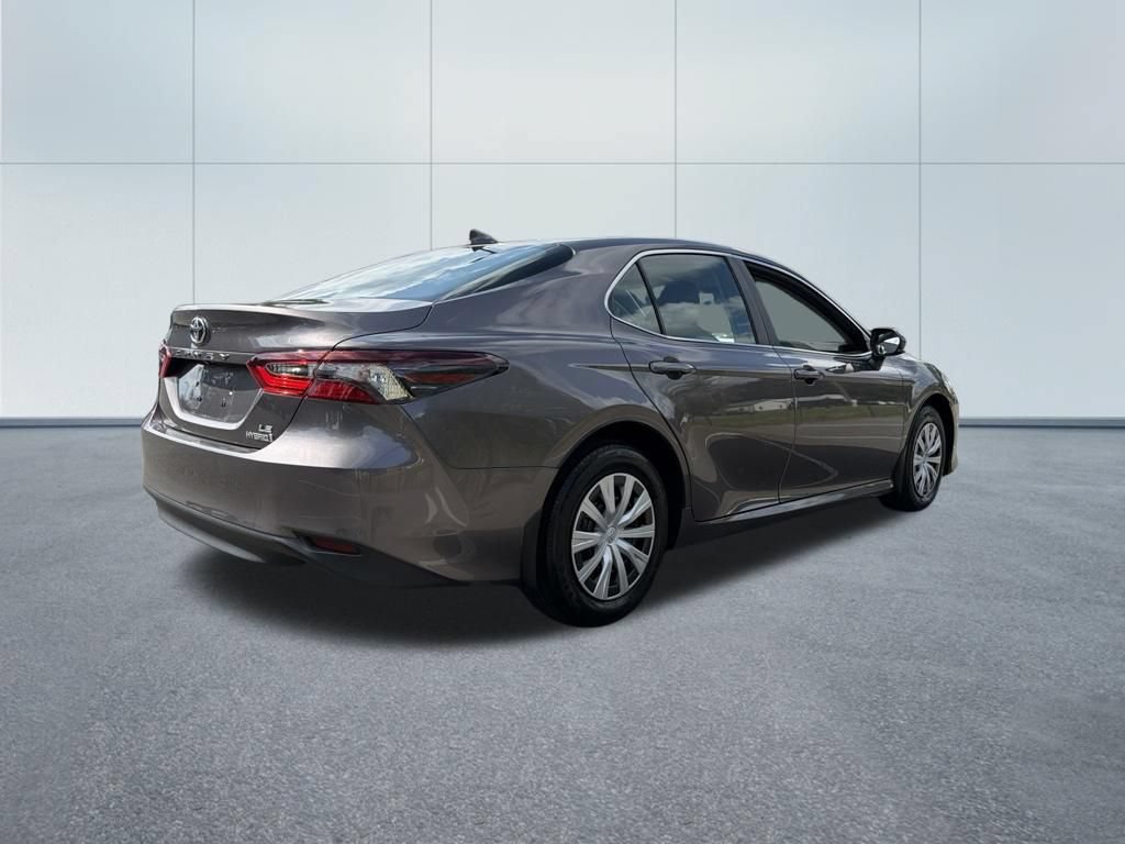 Used 2024 Toyota Camry LE w/ Cold Weather Package FWD image 5