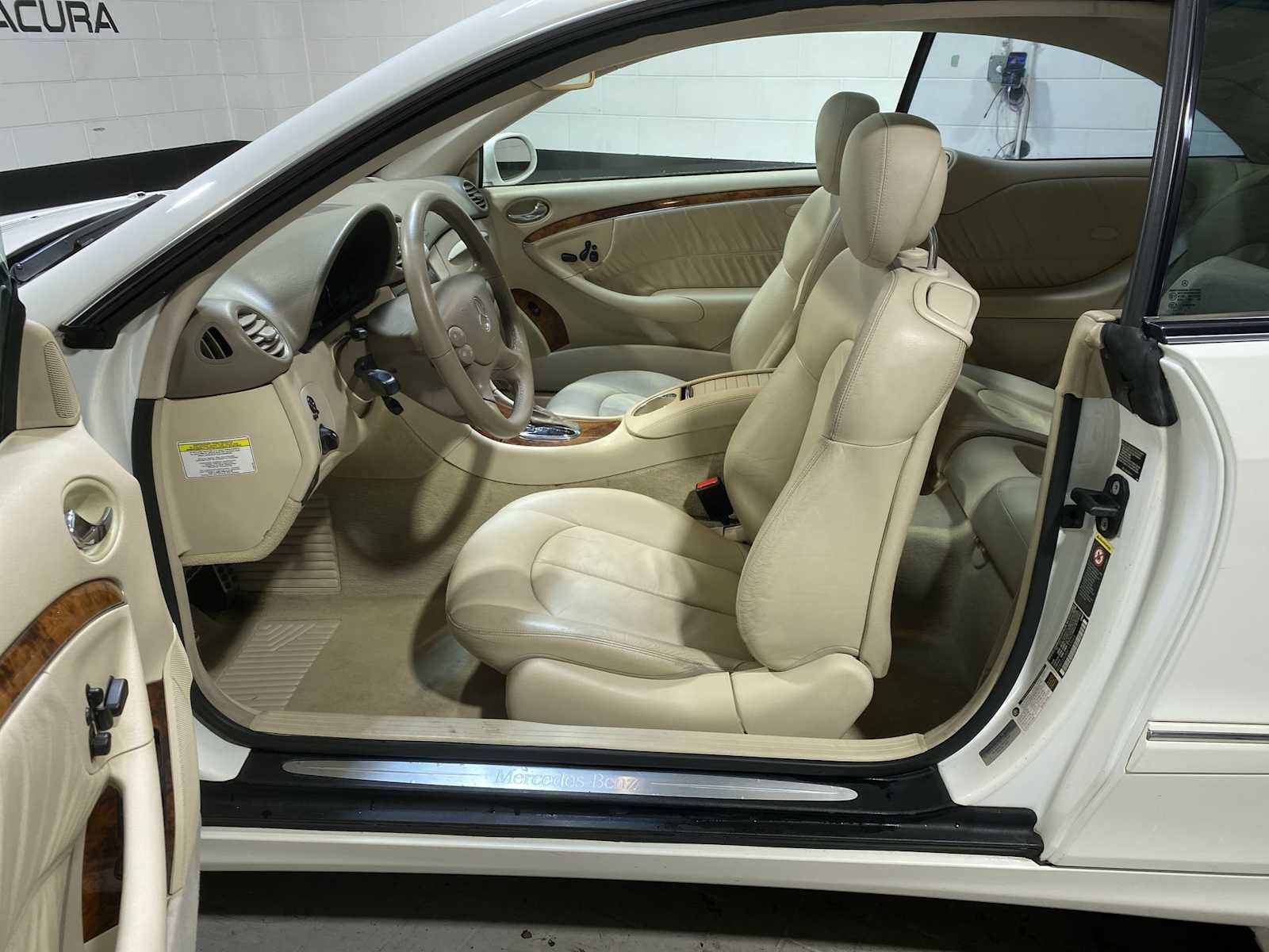 Used 2006 Mercedes-Benz CLK 350 Coupe video 2