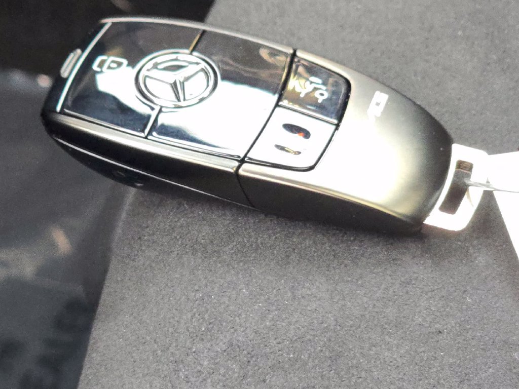 New 2026 Mercedes-Benz GLA 35 AMG 4MATIC image 35