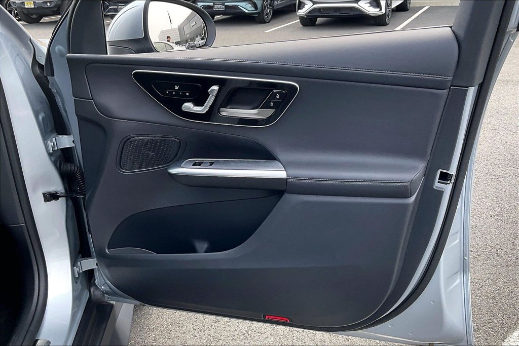 Certified 2025 Mercedes-Benz GLC 350e 4MATIC image 16