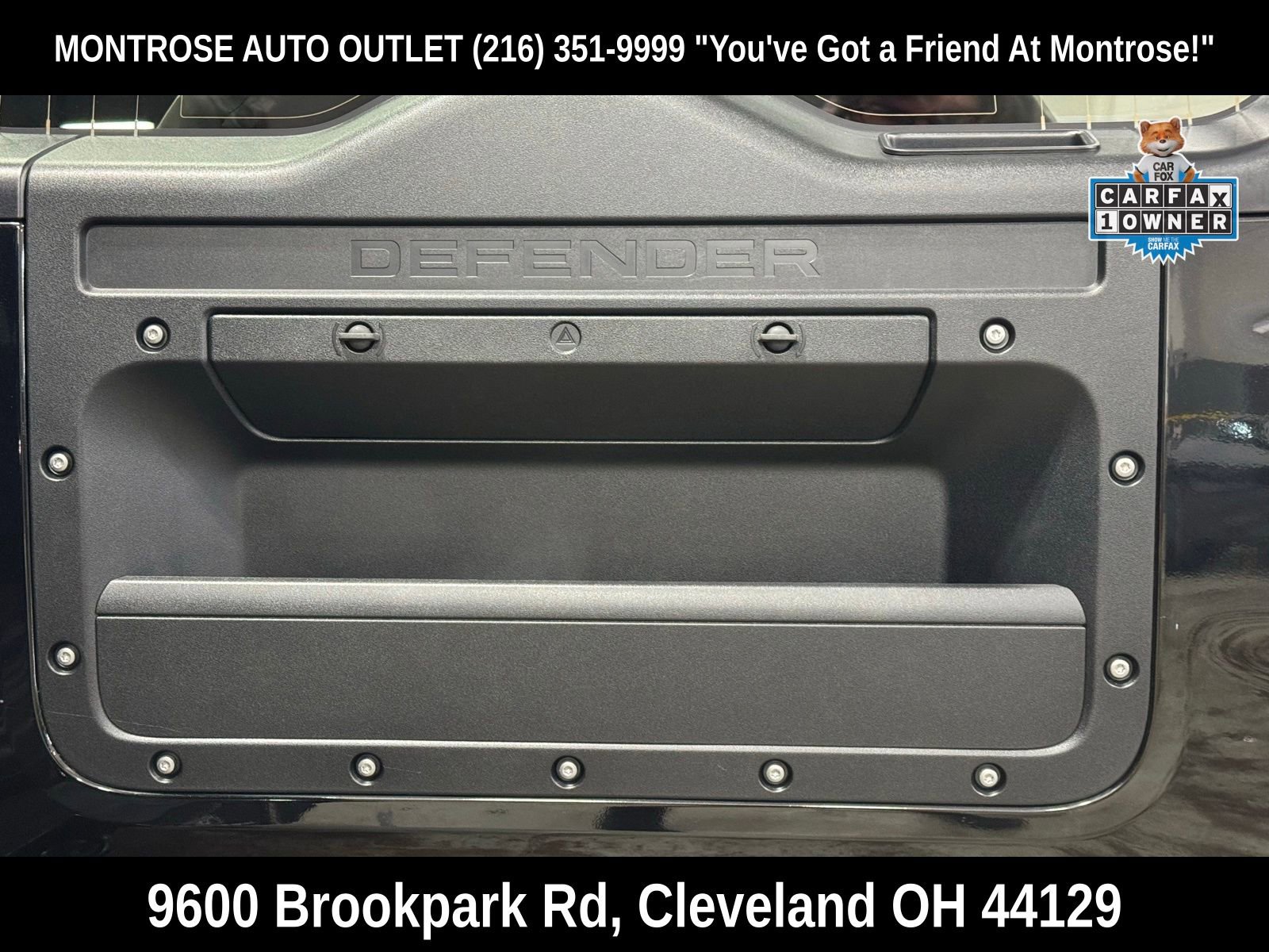 Used 2022 Land Rover Defender 110 X-Dynamic SE image 40