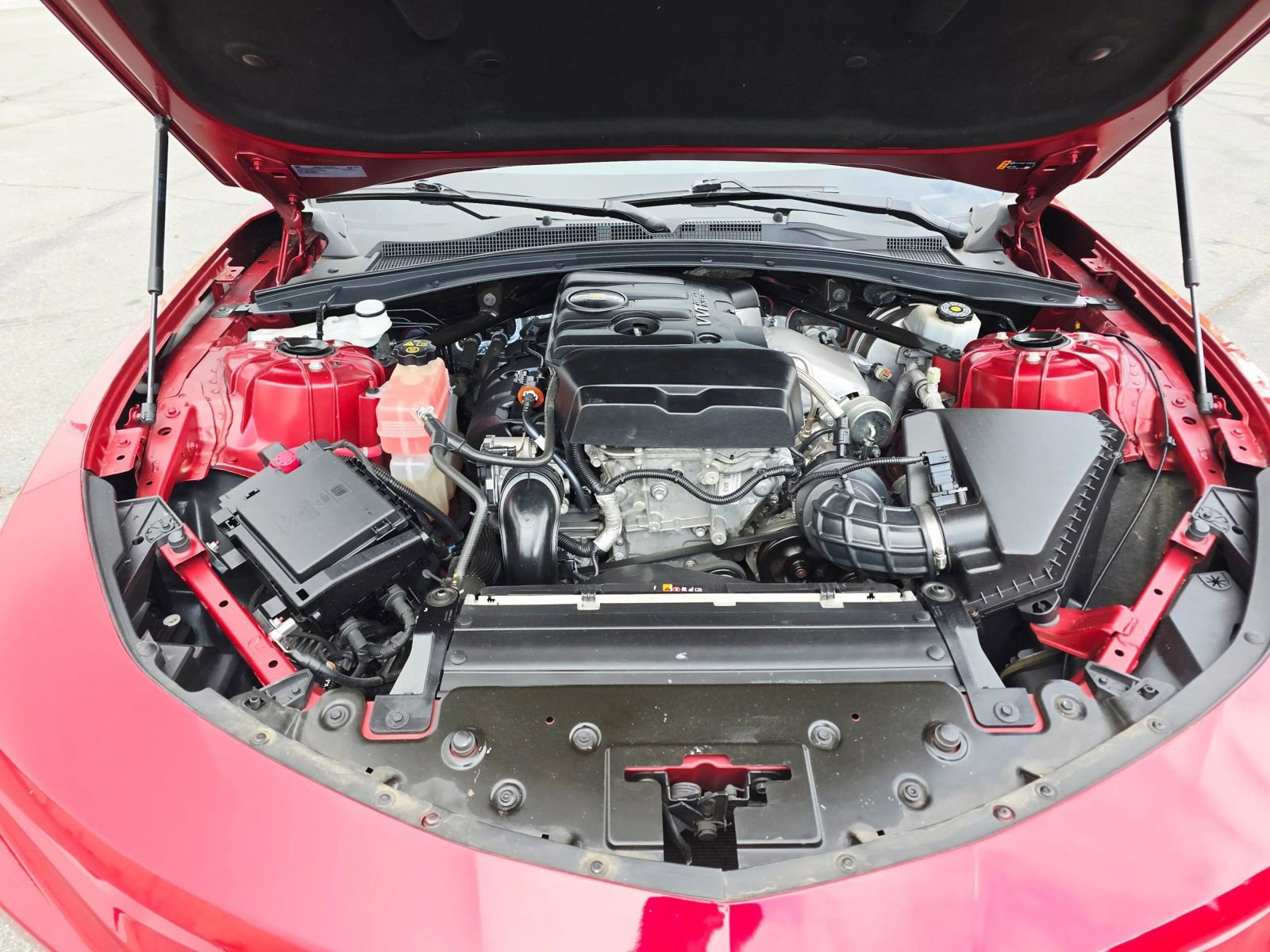 Used 2018 Chevrolet Camaro LT RWD image 35