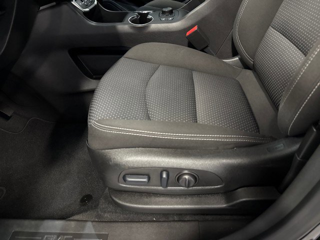Certified 2024 GMC Terrain SLE w/ Driver Convenience Package image 16