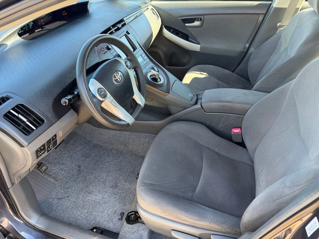 Used 2010 Toyota Prius Five image 10