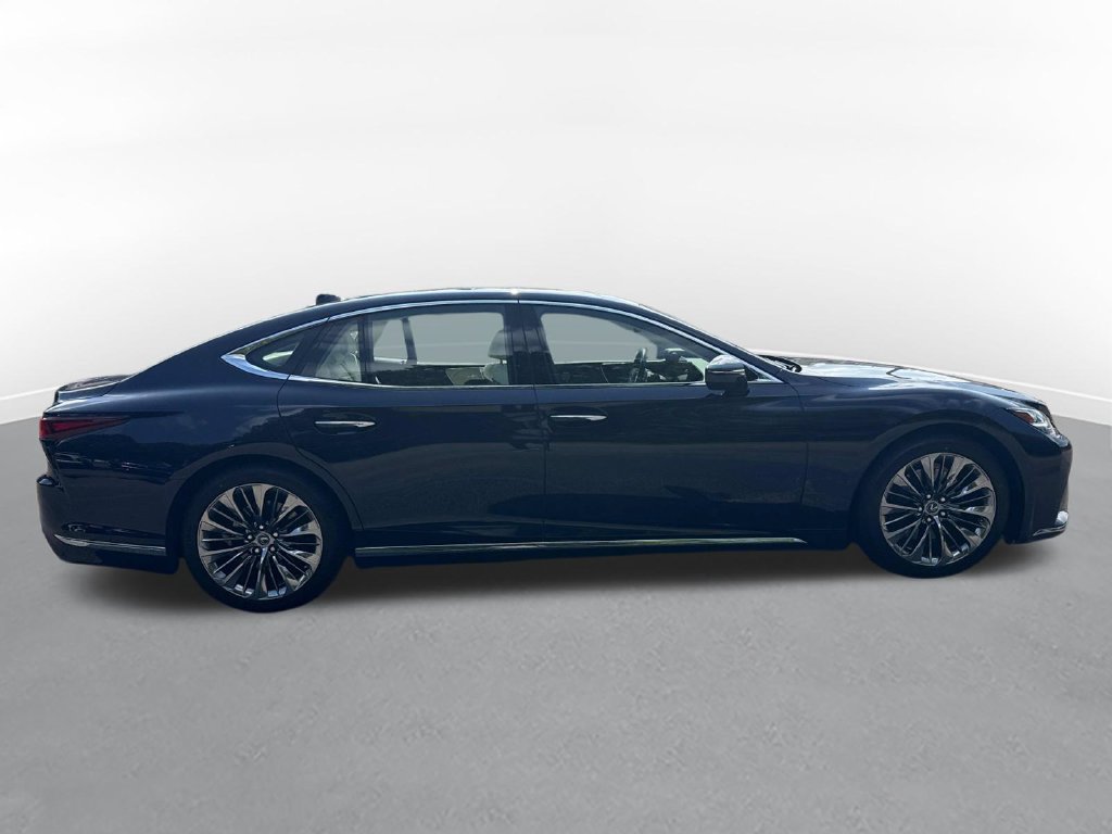 Used 2022 Lexus LS 500 w/ Interior Upgrade Package RWD image 5