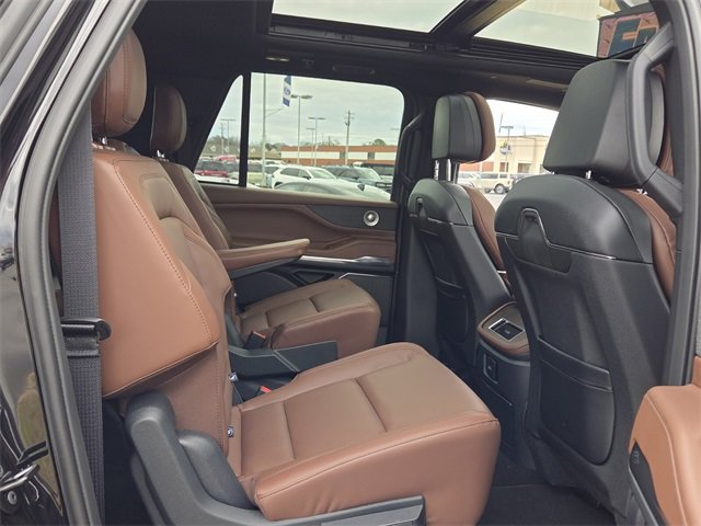 New 2026 Lincoln Navigator L Reserve image 17